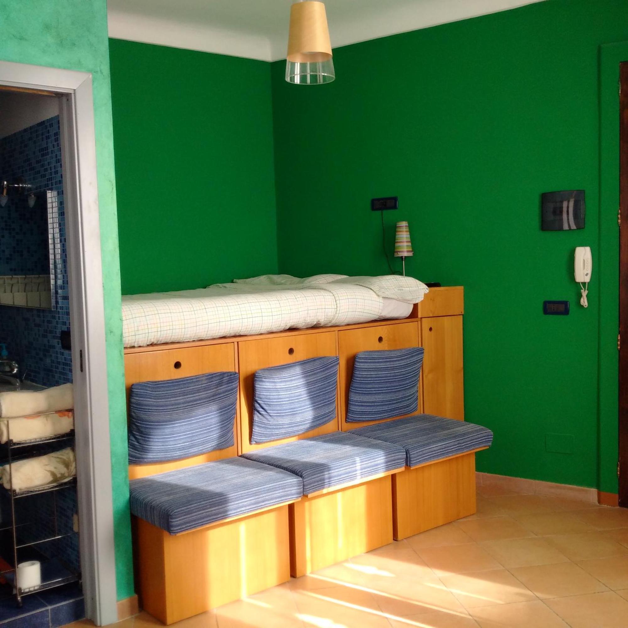 B&B L'Angolo Sulla Piazza Mirabella Imbaccari Ngoại thất bức ảnh